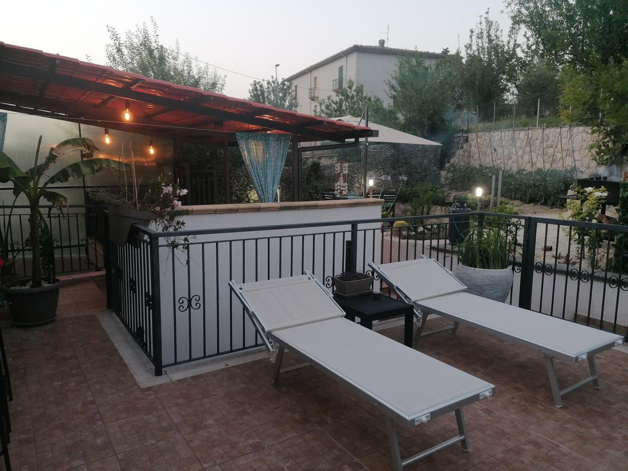 Casa Rosa Abruzzo Bed & Breakfast Musellaro ภายนอก รูปภาพ