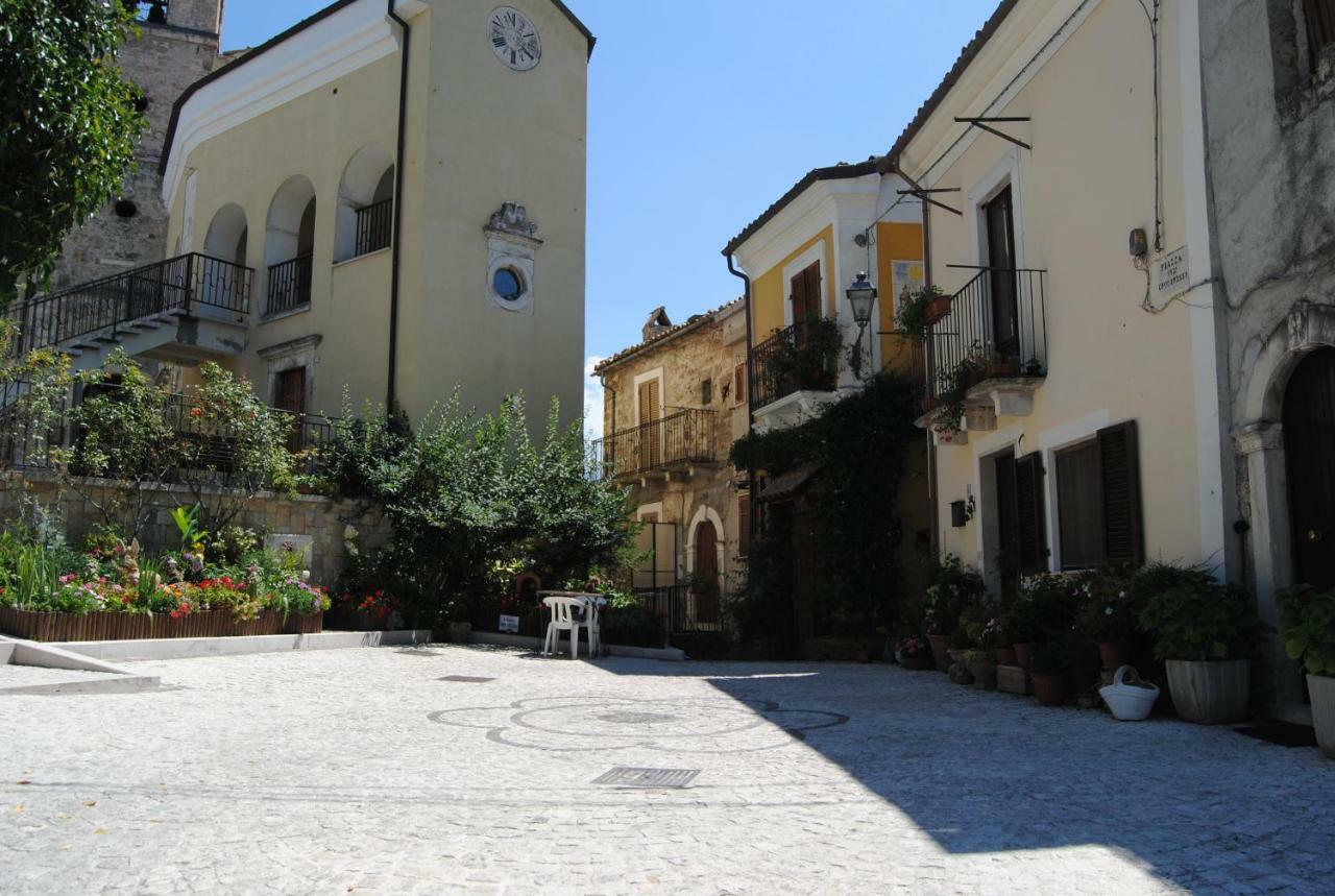 Casa Rosa Abruzzo Bed & Breakfast Musellaro ภายนอก รูปภาพ